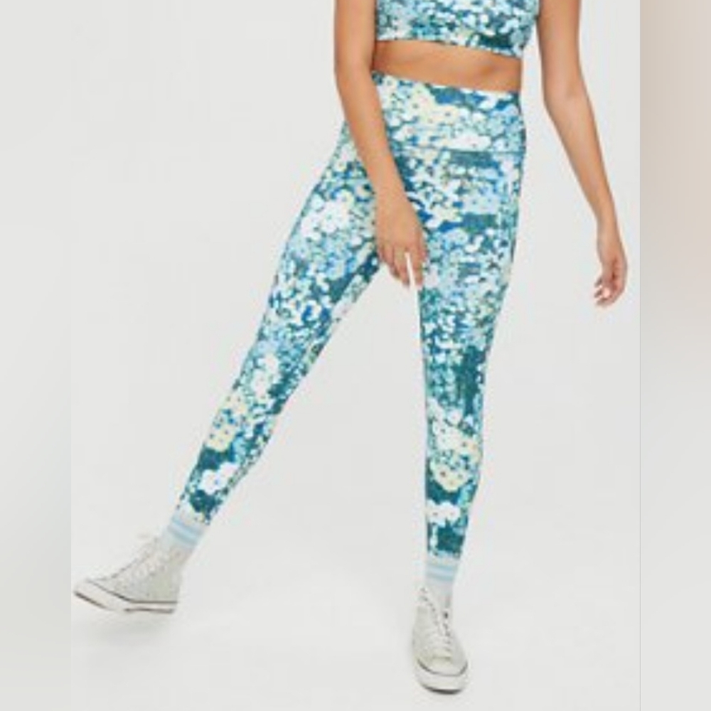 NWT Aerie OFFLINE Goals 3D High Waisted Leggings Size XS #1061